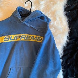 Supreme Sweatshirt